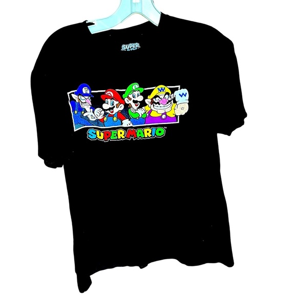 Nintendo Other - Super Mario Black Graphic T-Shirt size L